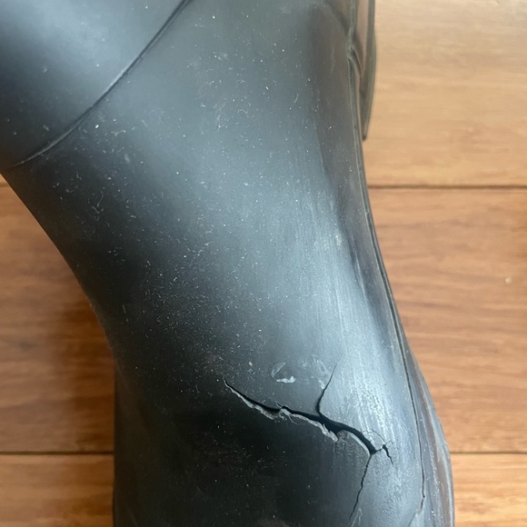 Burberry Rain Boots - Picture 2 of 3